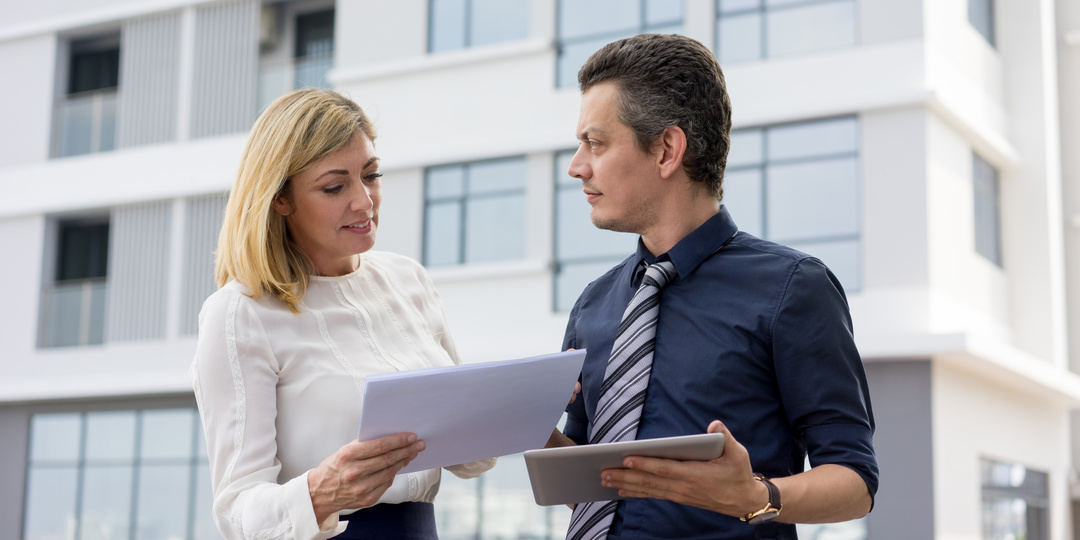 Какие работы в квартире управляющая компания обязана выполнять бесплатно?