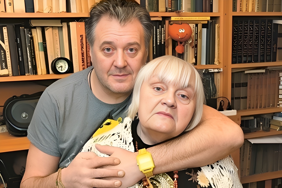 Артур Ваха с мамой.Фото Яндекс.Картинки