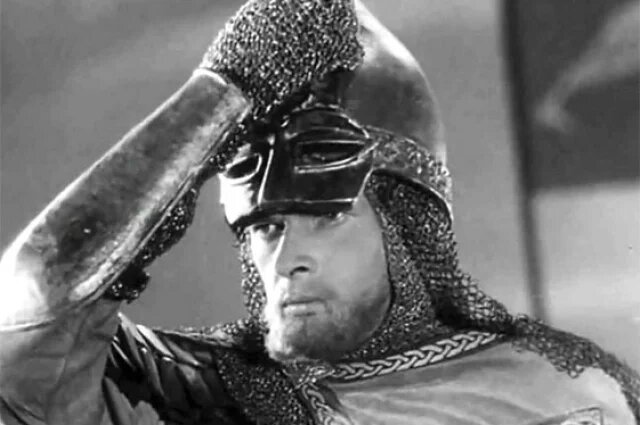    Николай Черкасов в роли Александра Невского в одноимённом фильме Сергея Эйзенштейна, 1938.