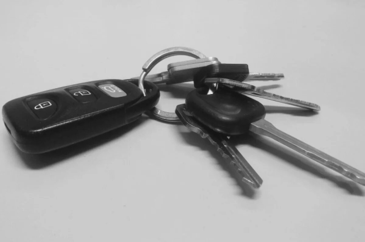    Самодельный внедорожник выставлен на продажу в Барнауле за 290 тысяч рублей