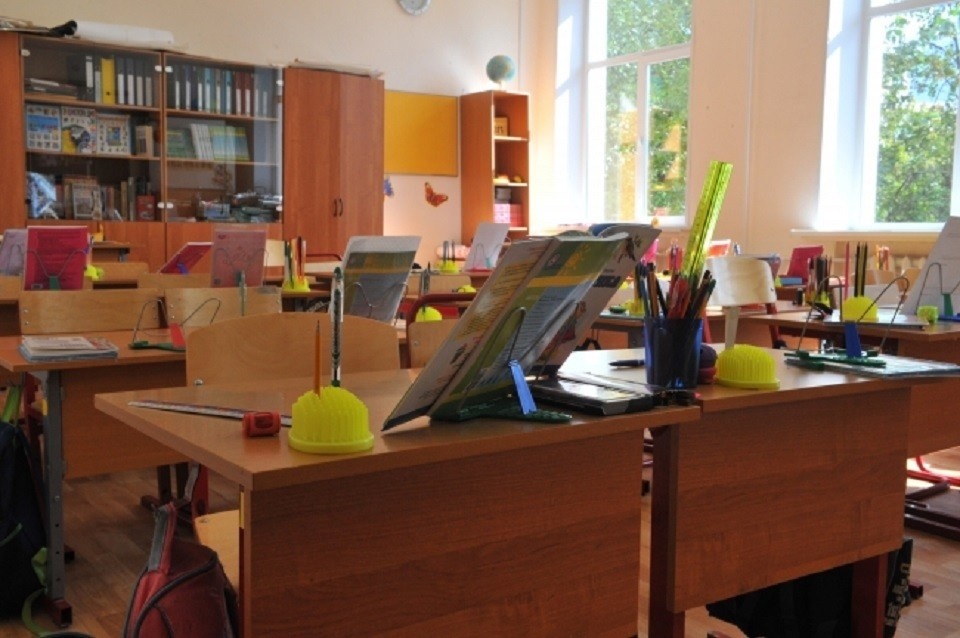    Теперь домашнее задание и оценки школьникам можно смотреть в электронном дневнике Иван ВИСЛОВ