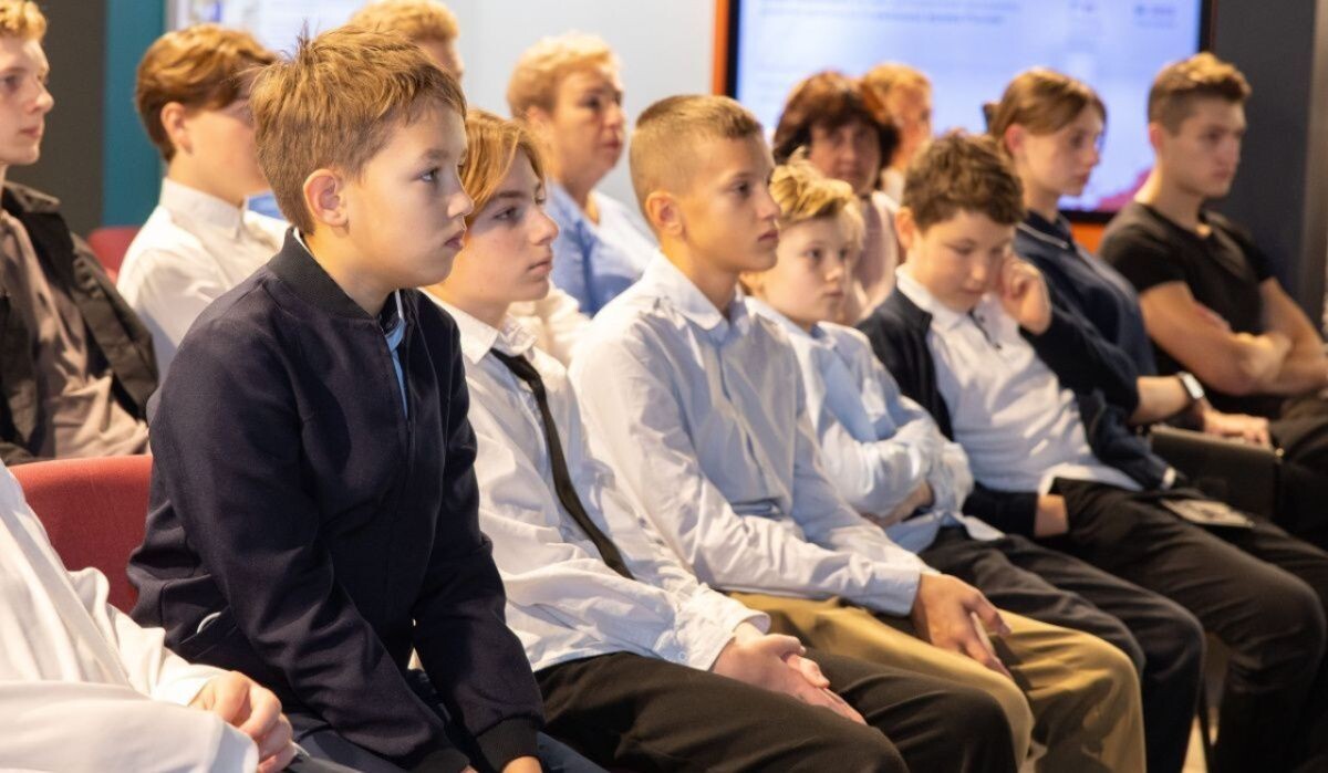     Урок для школьников. Источник: victorymuseum.ru Автор фото: Пресс-служба Музея Победы