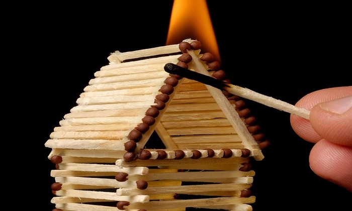    За сколько сожгут вашу дверь?