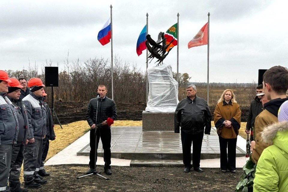    Установить памятник хотели очень давно, но не было такой возможности. ФОТО: Тг-канал Сергея Колягина