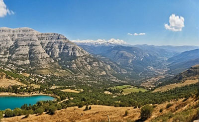 Изображение создано с помощью нейросети