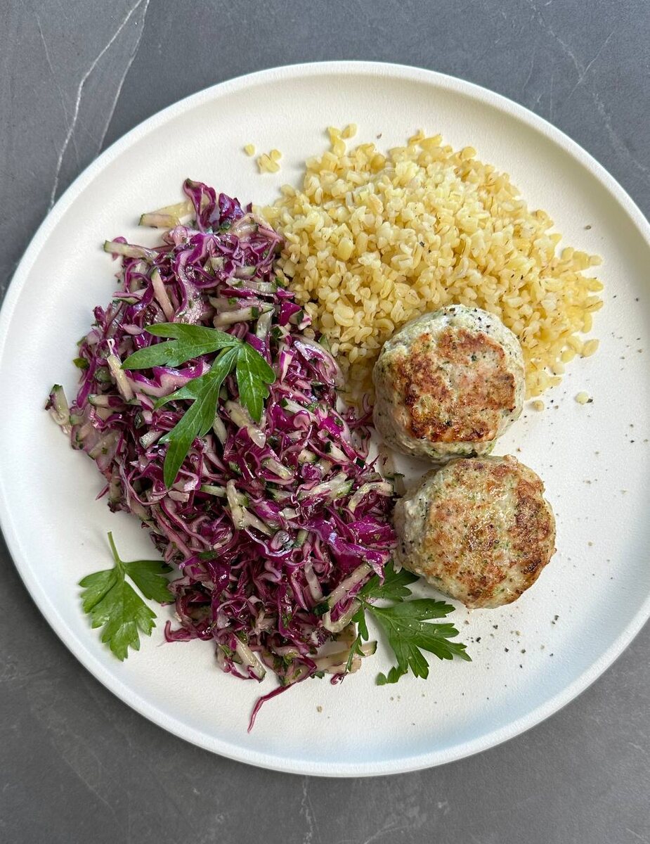 Котлеты с брокколи. Листайте, чтобы увидеть процесс приготовления ➡️