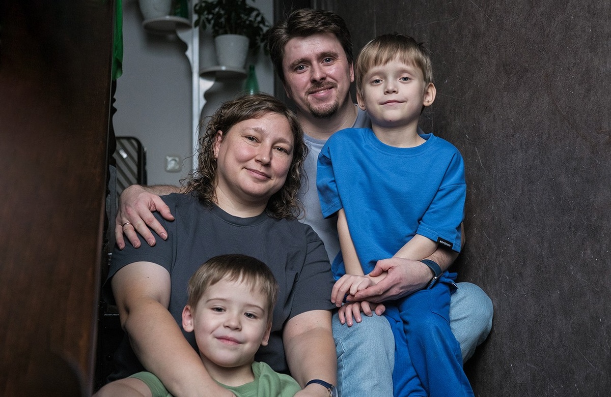 Семья Дмитриевых