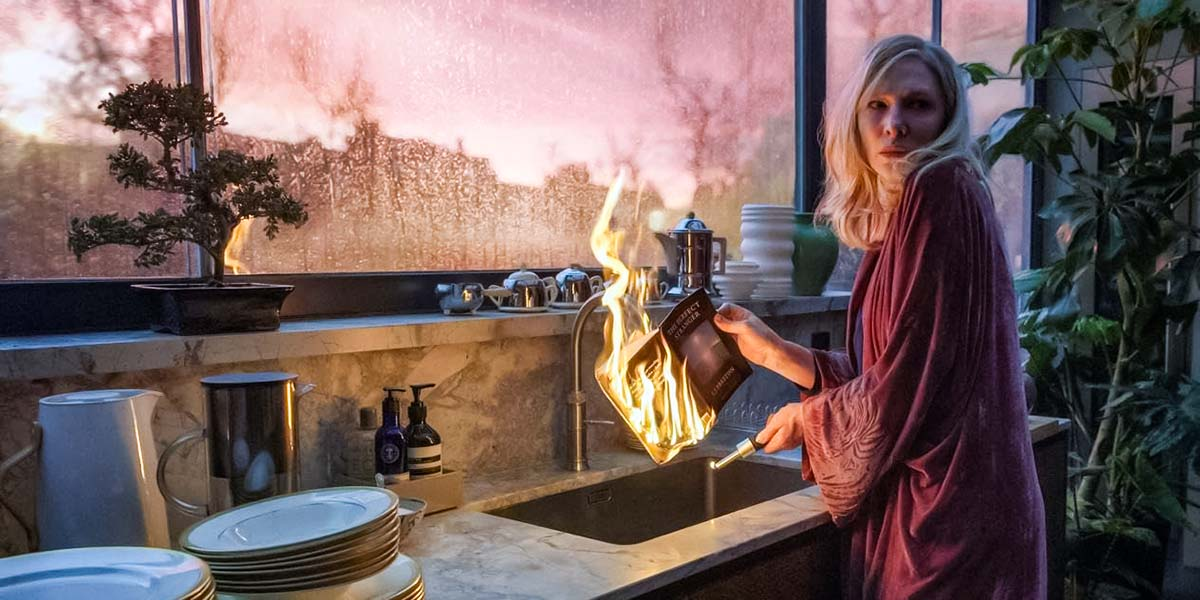 Доступные переводы: HDrezka, TVShows, Red Head Sound, Кубик в кубе, Coldfilm, NewComers