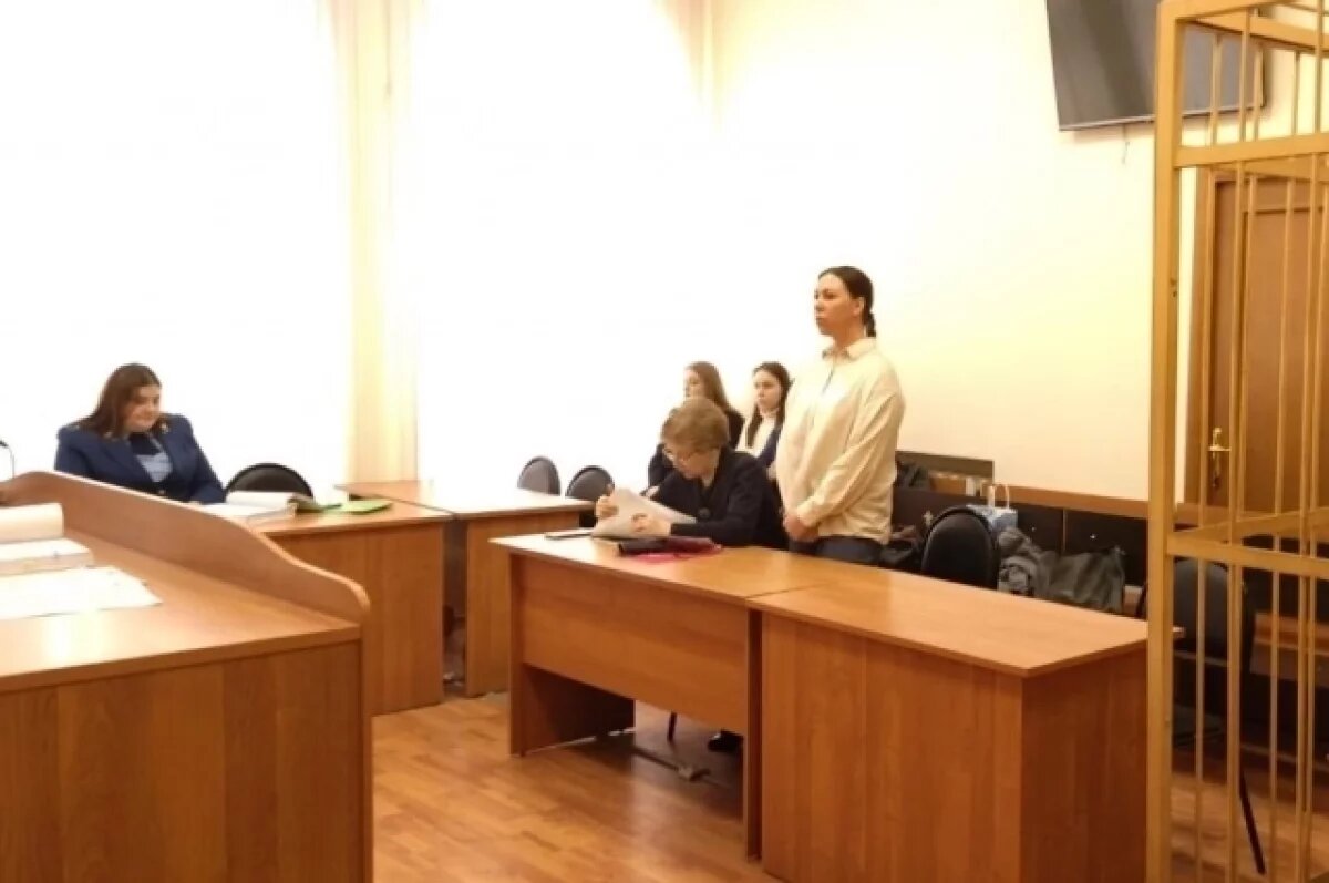    В Ярославле директор двух турфирм обманула клиентов на 17,9 млн рублей