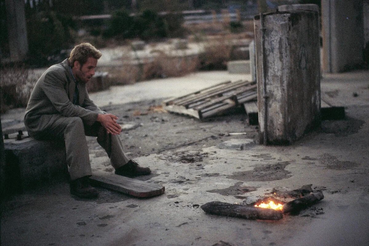 Кадр из фильма "Помни" (2000)