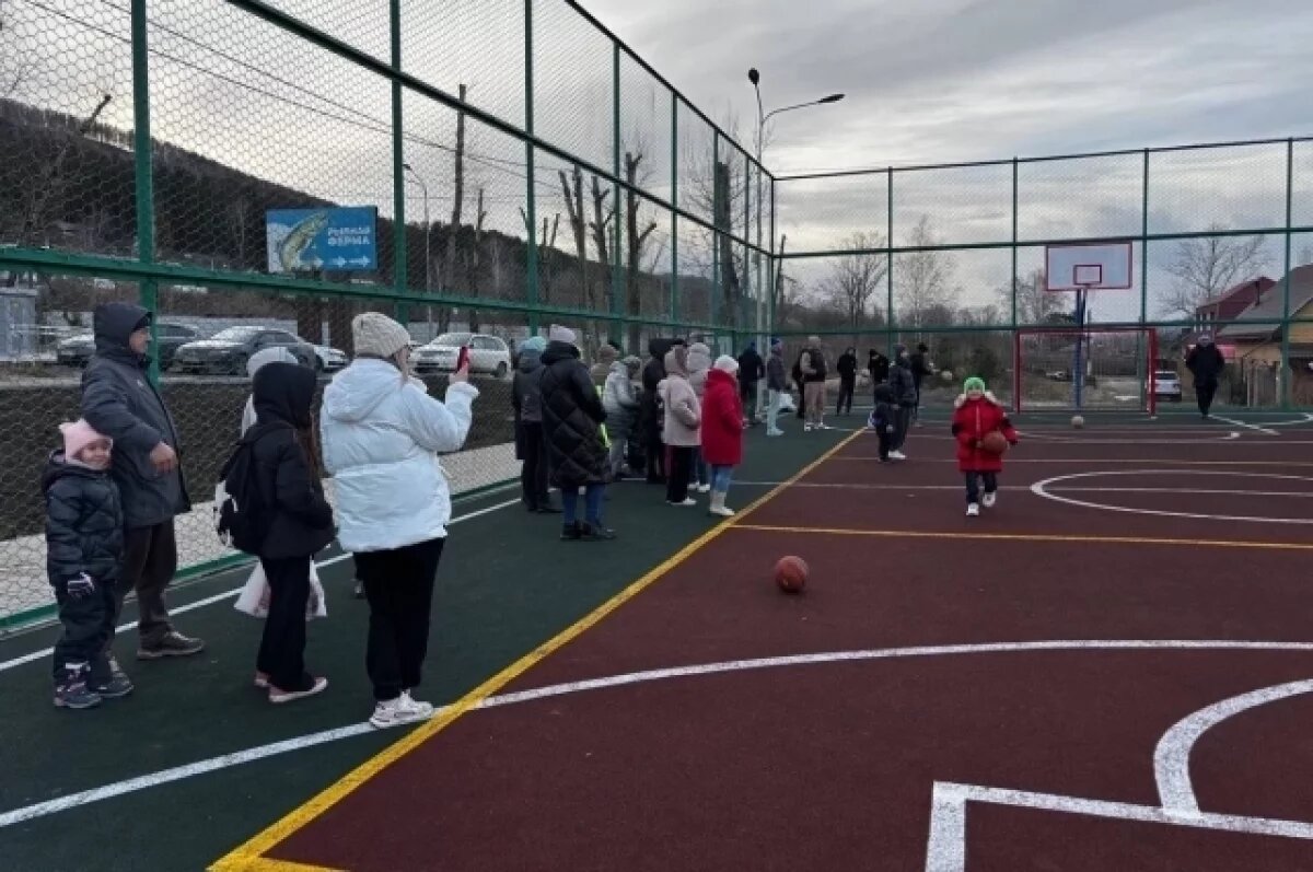    В Красноярске открыли новую спортивную площадку
