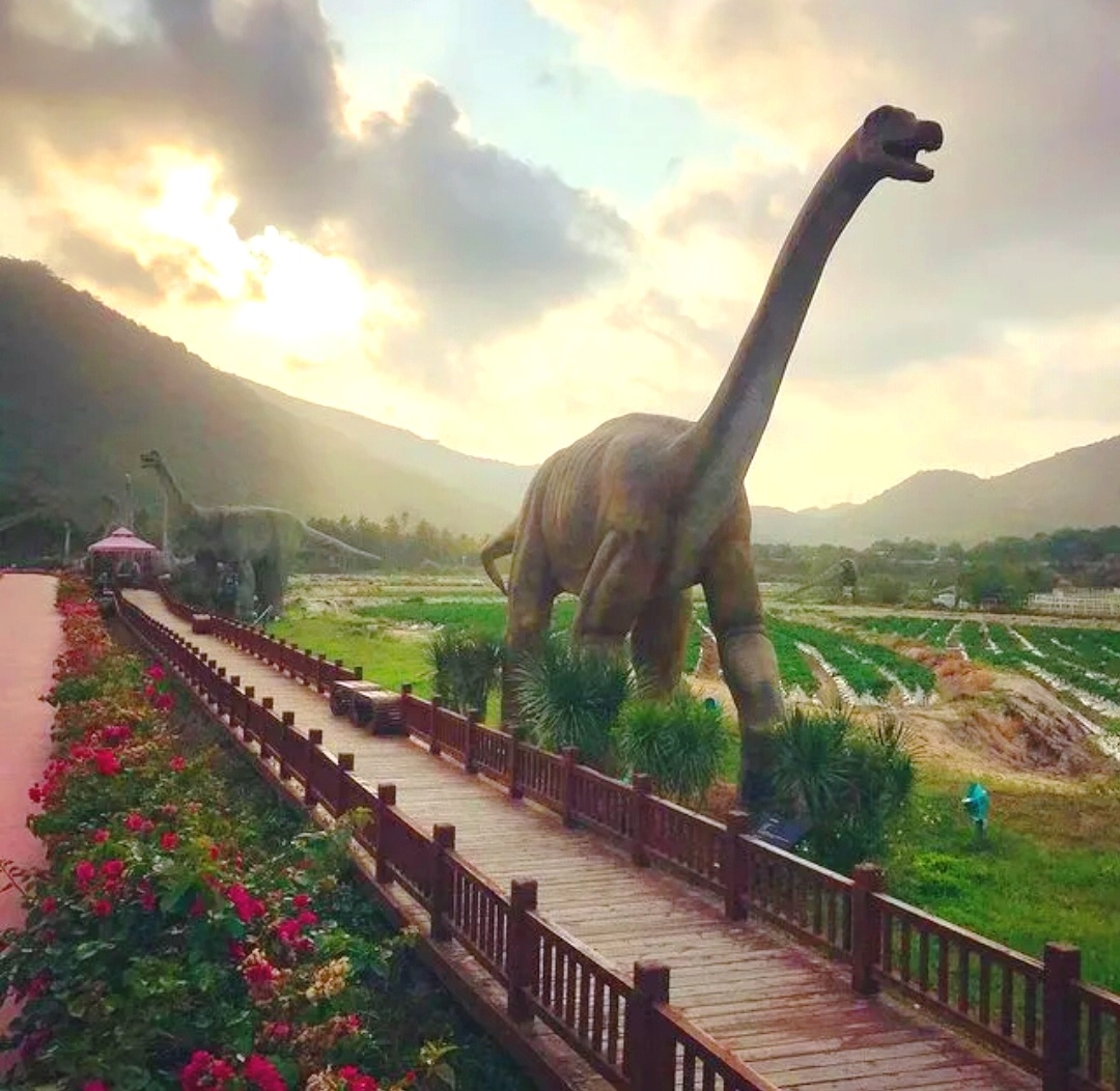 Динозавры смотрятся эпично