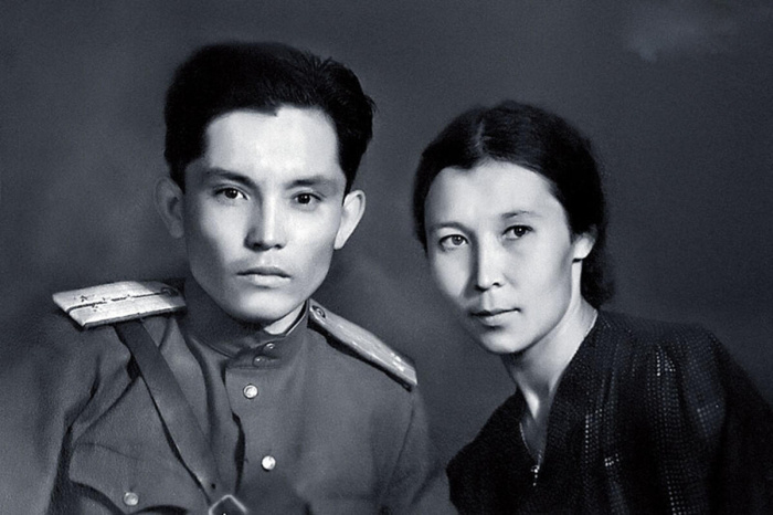  Родители Наталии Аринбасаровой. / Фото: www.7days.ru