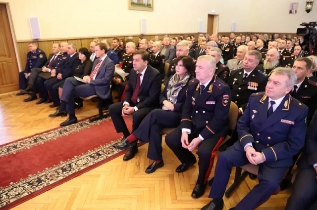    В Рязани почтили память сотрудников МВД