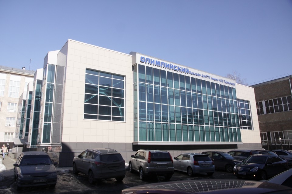    Все случилось в бассейне «Олимпийский» Олег УКЛАДОВ