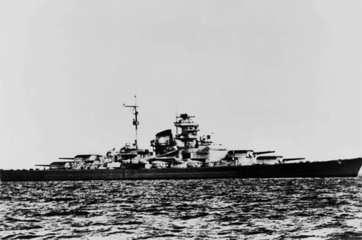    Немецкий линкор «Тирпиц», 1939 год.