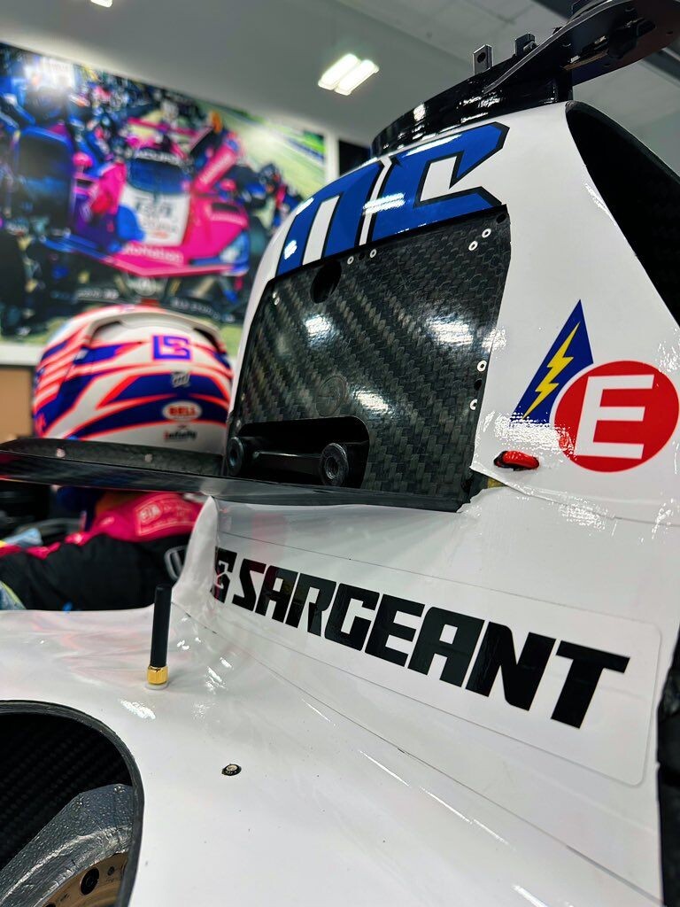    Логан Сарджент готовится к тестам в IndyCarФото: Соцсети