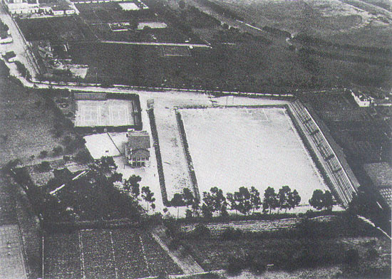 Второй стадион "Спортинга", известный как "Эштанш де Мадейра".