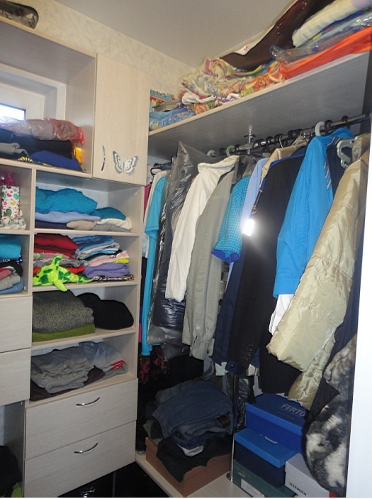 Моя гардеробная с другой стороны. 