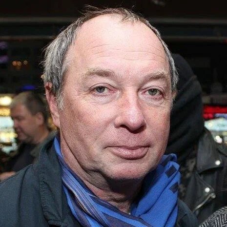     Сергей Урсуляк назвал чудовищным мат в кино и театре