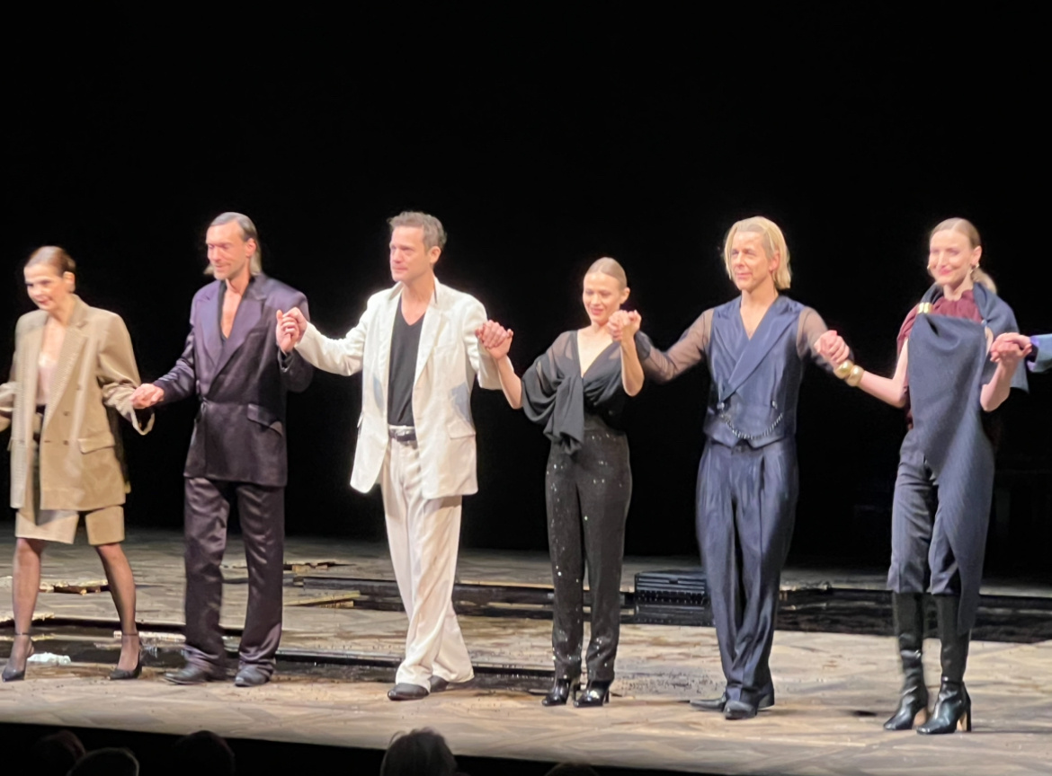    Актеры «Мизантропа» в Бургтеатре в Вене