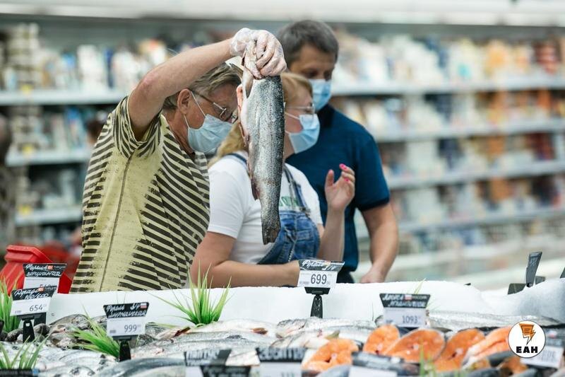    Икра нерки самая дорогая - 15 тыс. за килограмм