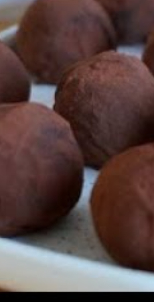 Можно сразу перемешать с какао порошком