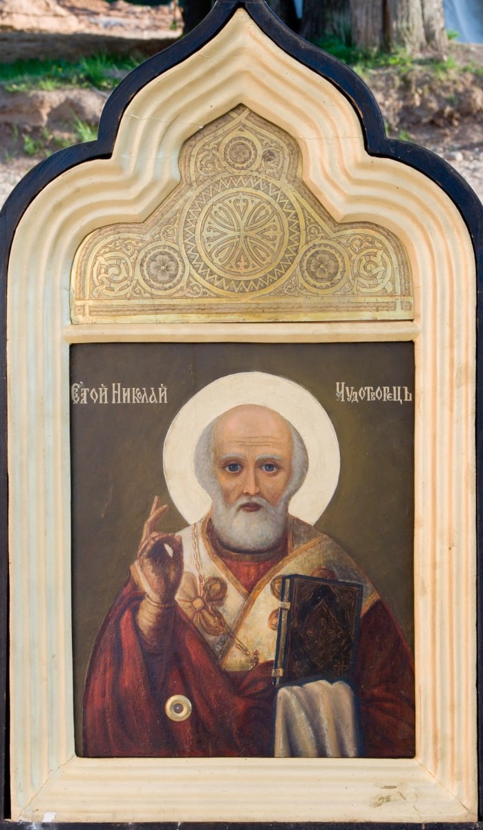 Главная святыня монастыря, икона святителя Николая Чудотворца, которая сейчас находится в Успенском храме