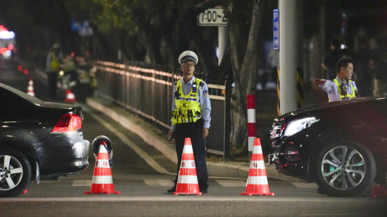    В китайском Чжухае внедорожник въехал в толпу, погибли 35 человек Богдан Герцен