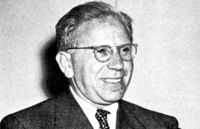                                         Абрахам Вальд родился 31 октября 1902 года 