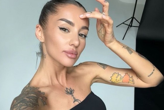    Модель Юлия Королева