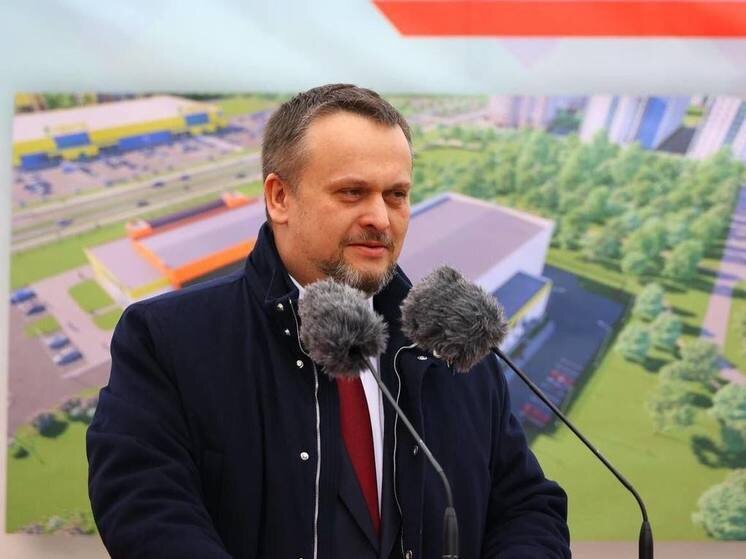     Андрей Никитин на церемонии закладки камня в основание будущего Центра по гимнастике. Фото: t.me/nikitinnov