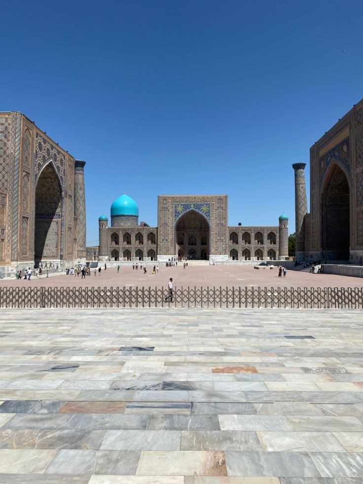 Площадь Регистанский ансамбль 