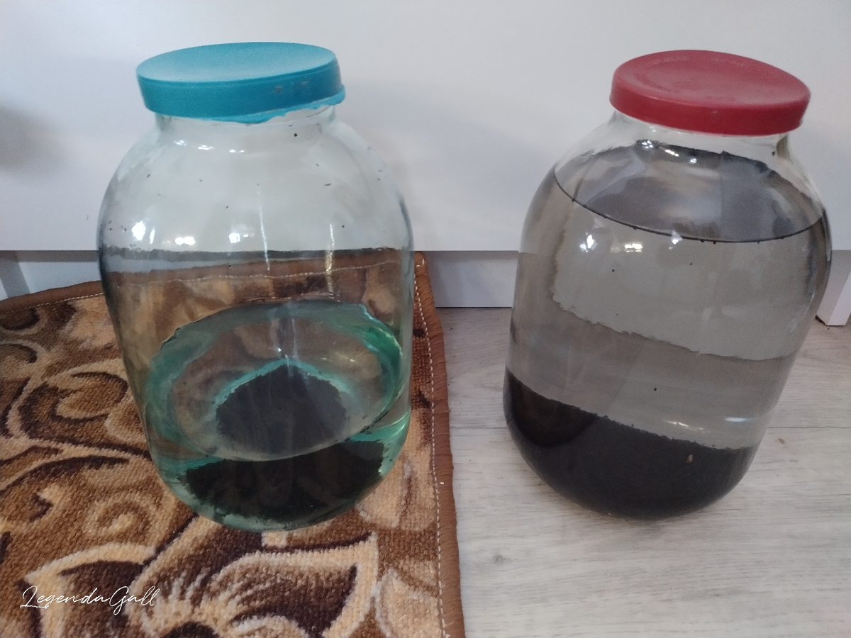 Не много, но уж сколько есть... Крепость около 48 градусов, то есть еще разбавлять, наверное, придется.