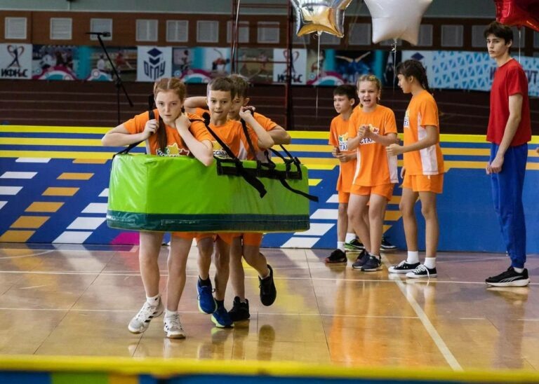    В Оренбурге завершился детский спортивно-оздоровительный фестиваль «Классные старты» Белов Михаил Александрович