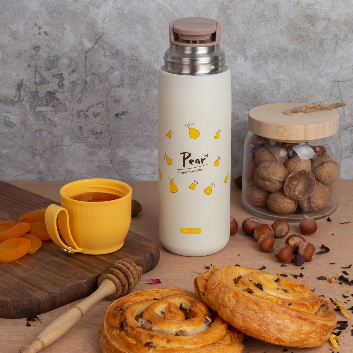 Фотосъемка с атрибутами композиция для маркетплейсов