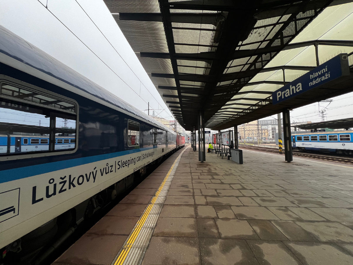 Спальный вагон поезда Варшава - Прага
