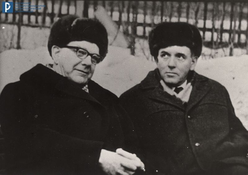 М.С. Рязанский и Г.Н. Бабакин. [Не позднее 1971 г.]. РГАНТД. Ф. 65. Оп. 2-10. Д. 8. Л. 1