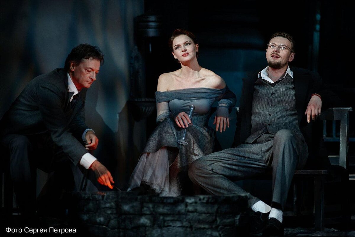    Тураев Пётр Андреевич (Евгений Редько), Марья Александровна (Дарья Рощина), Фортунатов Диодор Алексеевич (Максим Керин). пресс-служба РАМТ