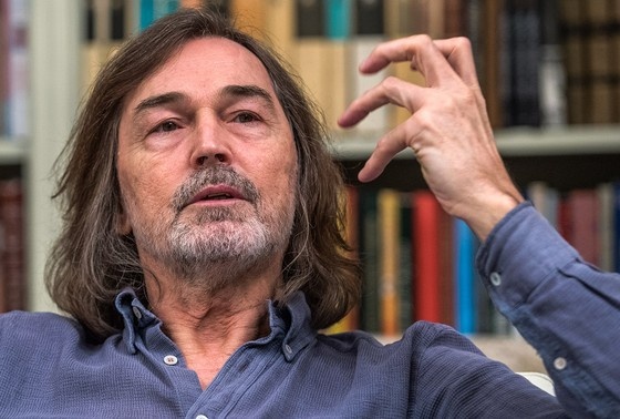    Художник Никас Сафронов