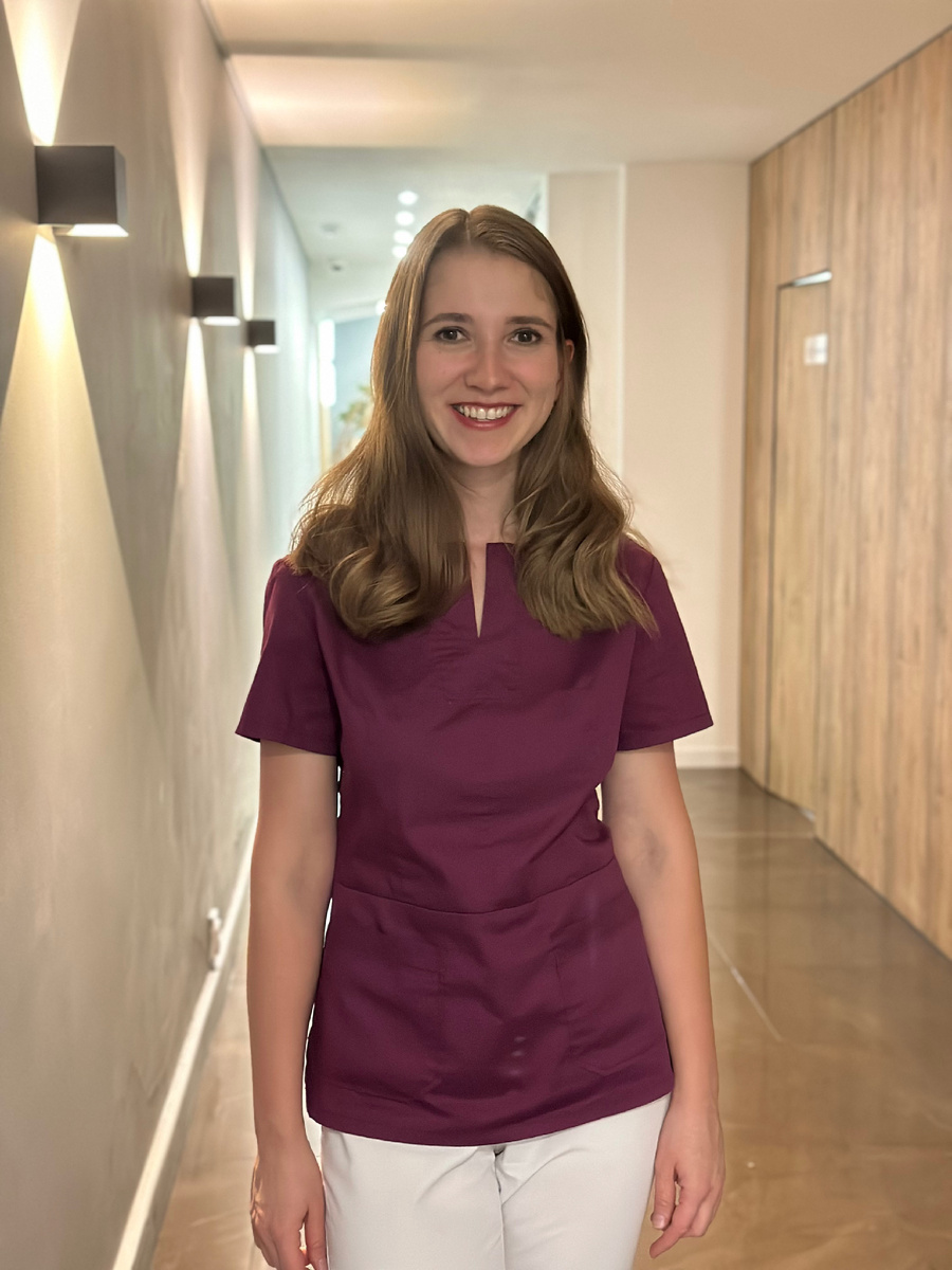 Это я, София Олеговна, практикующий врач-акушер-гинеколог и мама четверых детей!♥️♥️♥️♥️♥️♥️