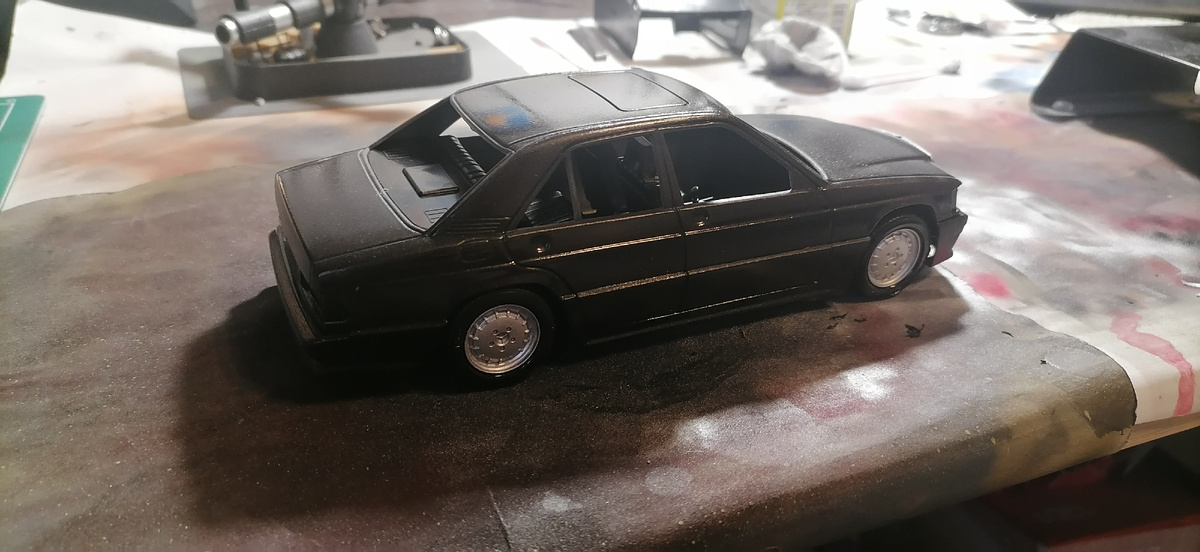 Попробовал накинуть колеса...