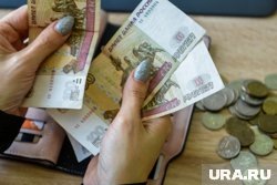    В большинстве случаев родственникам погибших не нужно обращаться в МФЦ, чтобы получать выплату