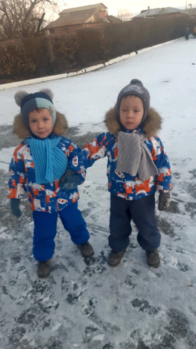 Из садика идём домой❤