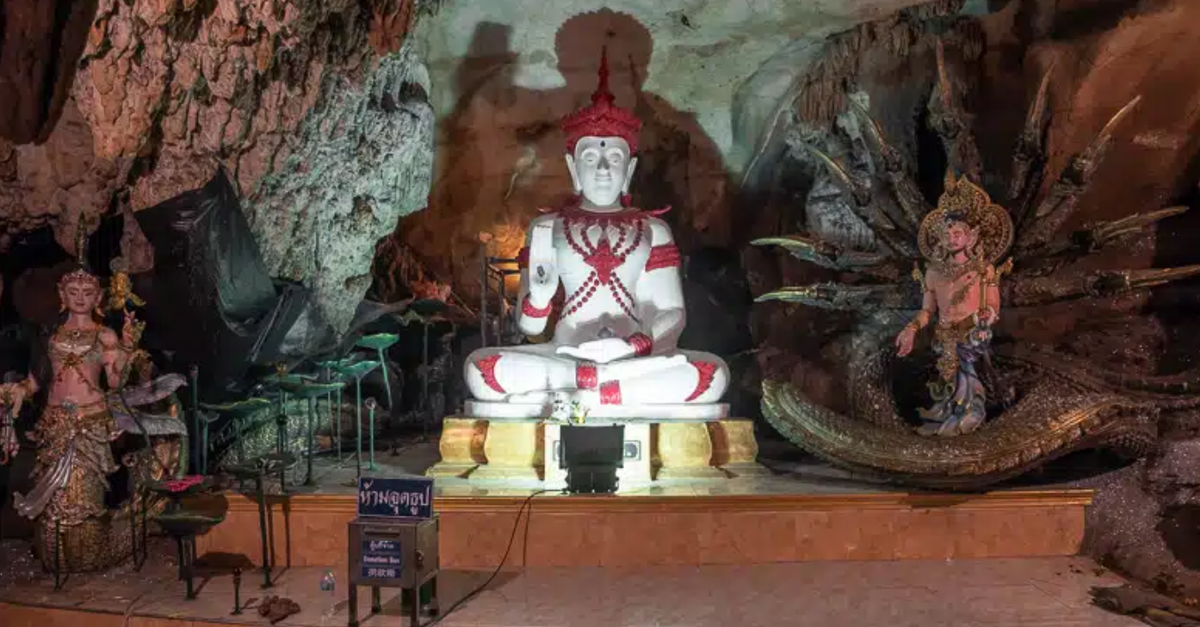 Источник: https://life-thai.com/peshhera-tham-chiang-dao/