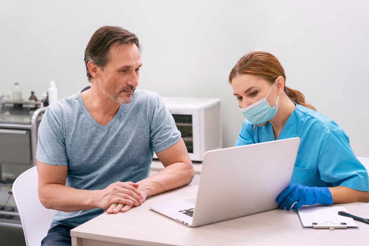 Как начать лечение алкоголизма: пошаговое руководство (источник изображения: freepik.com)