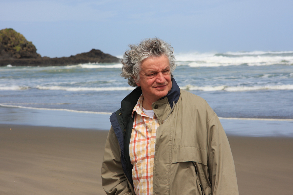 Режиссер фильма Иэн Шарп