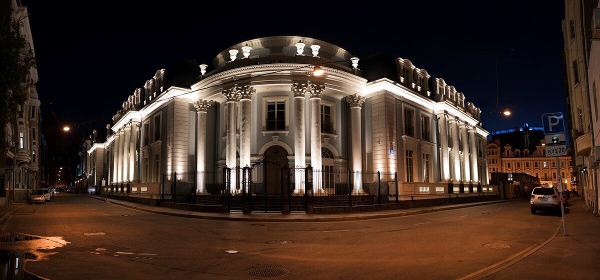 светодиодное освещение фасадов