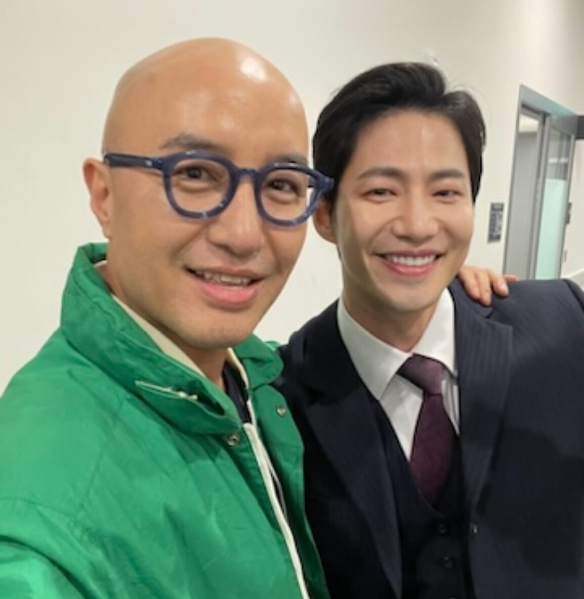    Хон Сок Чон и Сон Чжэ РимСоцсети