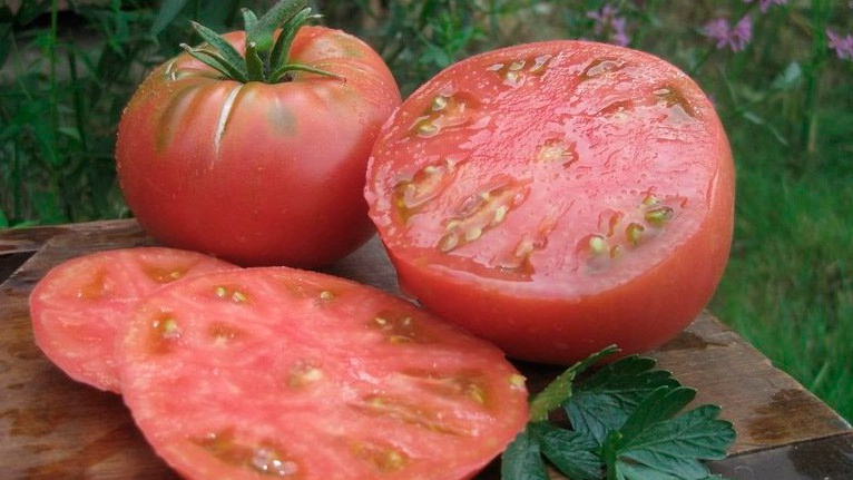 Местные сорта формируют плотные, мясистые плоды с малым количеством семян